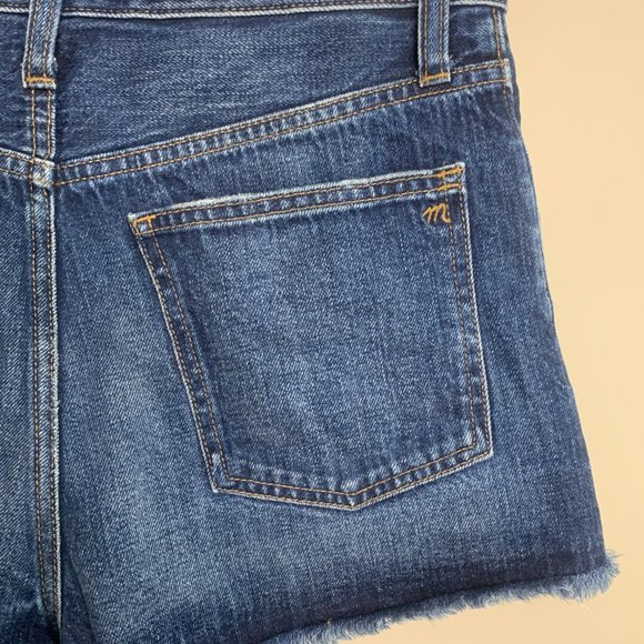 Madewell The Dad Jean Short Size 26 Cut Off Light Destressed Dark Blue Wash‎ - Picture 4 of 11